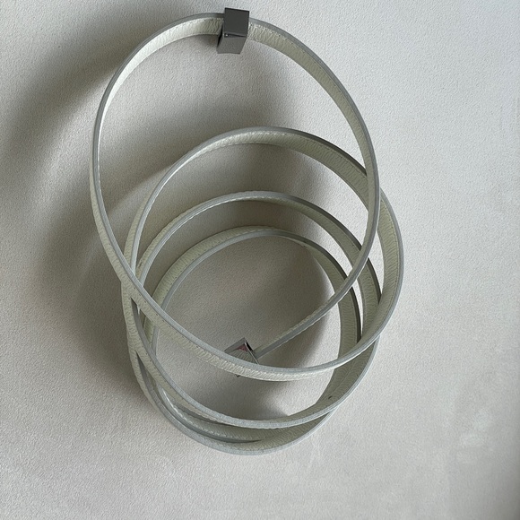 Authentic Celine White Textured Leather Medium Box Bag - Picture 12 of 12